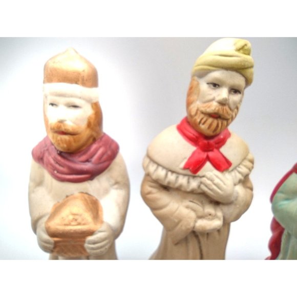 Nativity Set 10 Figures in Set Painted Porcelain Holiday Treasures Christmas - Picture 6 of 12